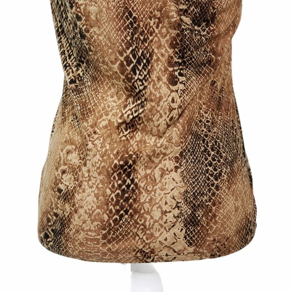 Lauren Ralph Lauren Ruffle Animal Print Top - Picture 8 of 10